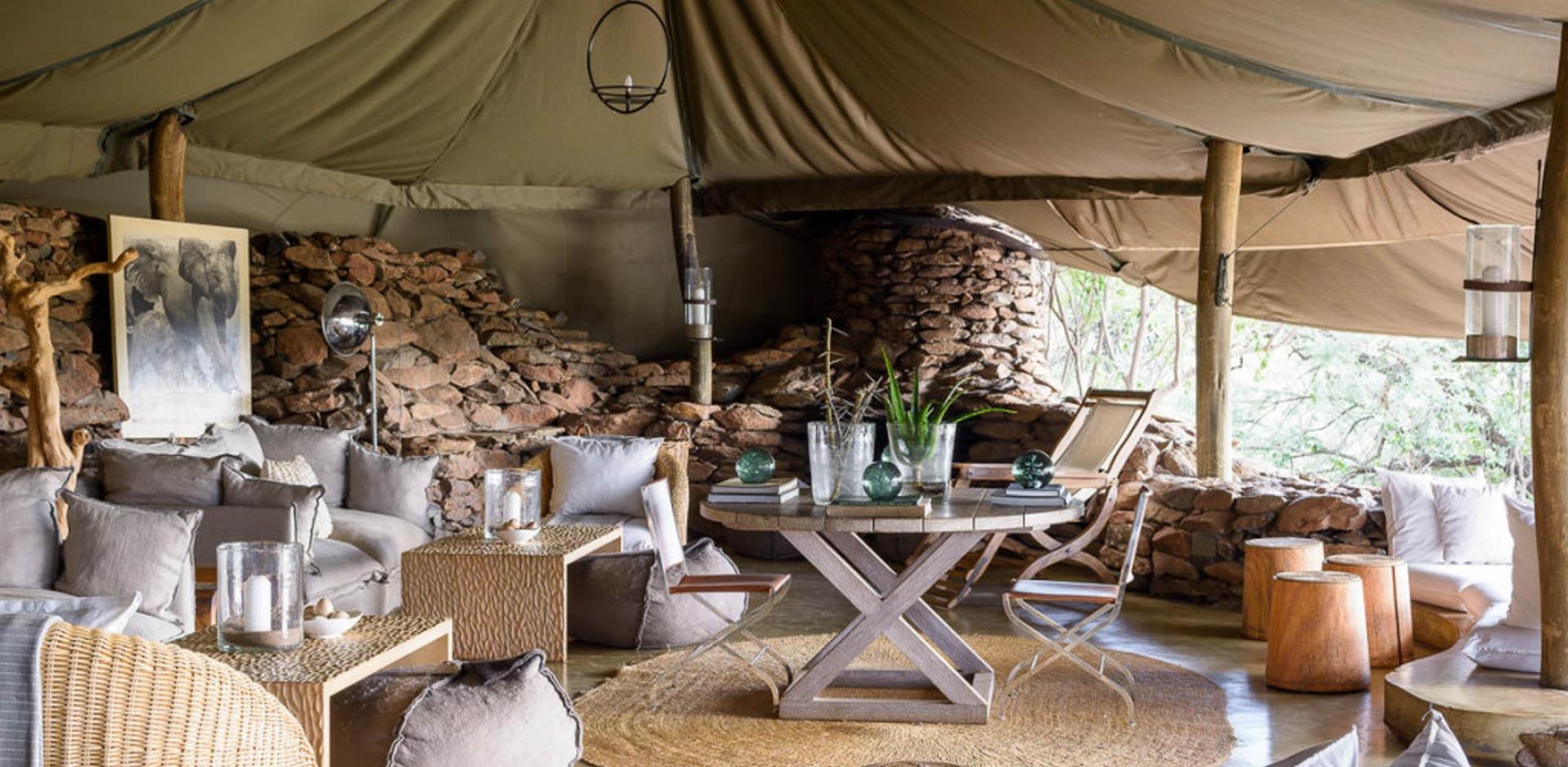 Lounge, Singita Faru Faru Lodge, Tanzania, A&K