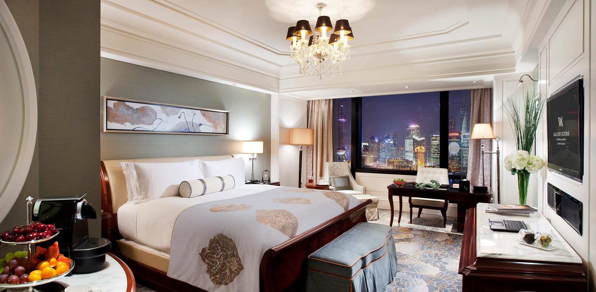 Bedroom, Waldorf Astoria Shanghai On the Bund, China