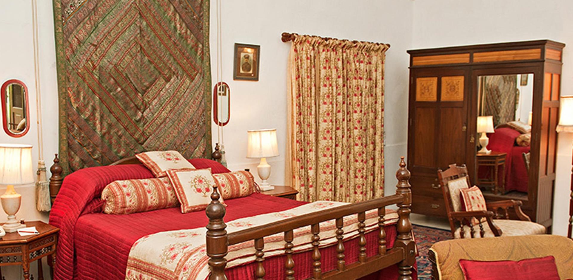 Bedroom, Bal Samand Lake Palace, India
