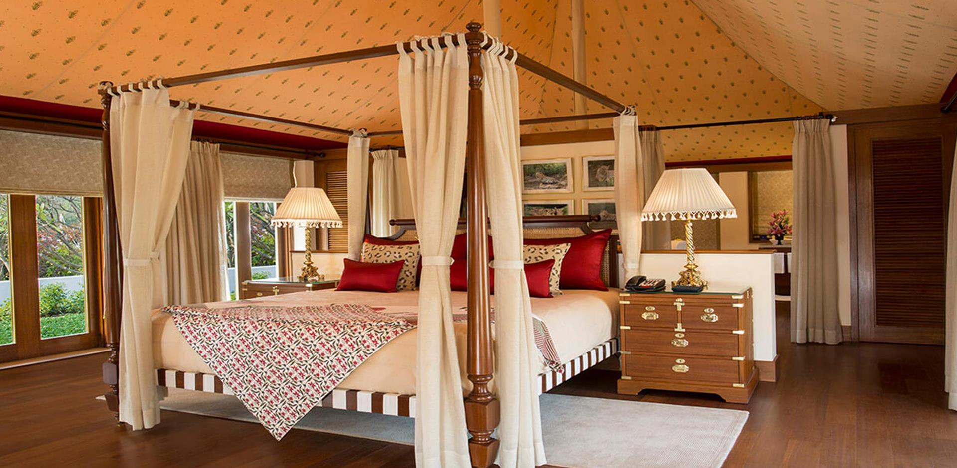 Bedroom, The Oberoi Sukhvilas Resort and Spa