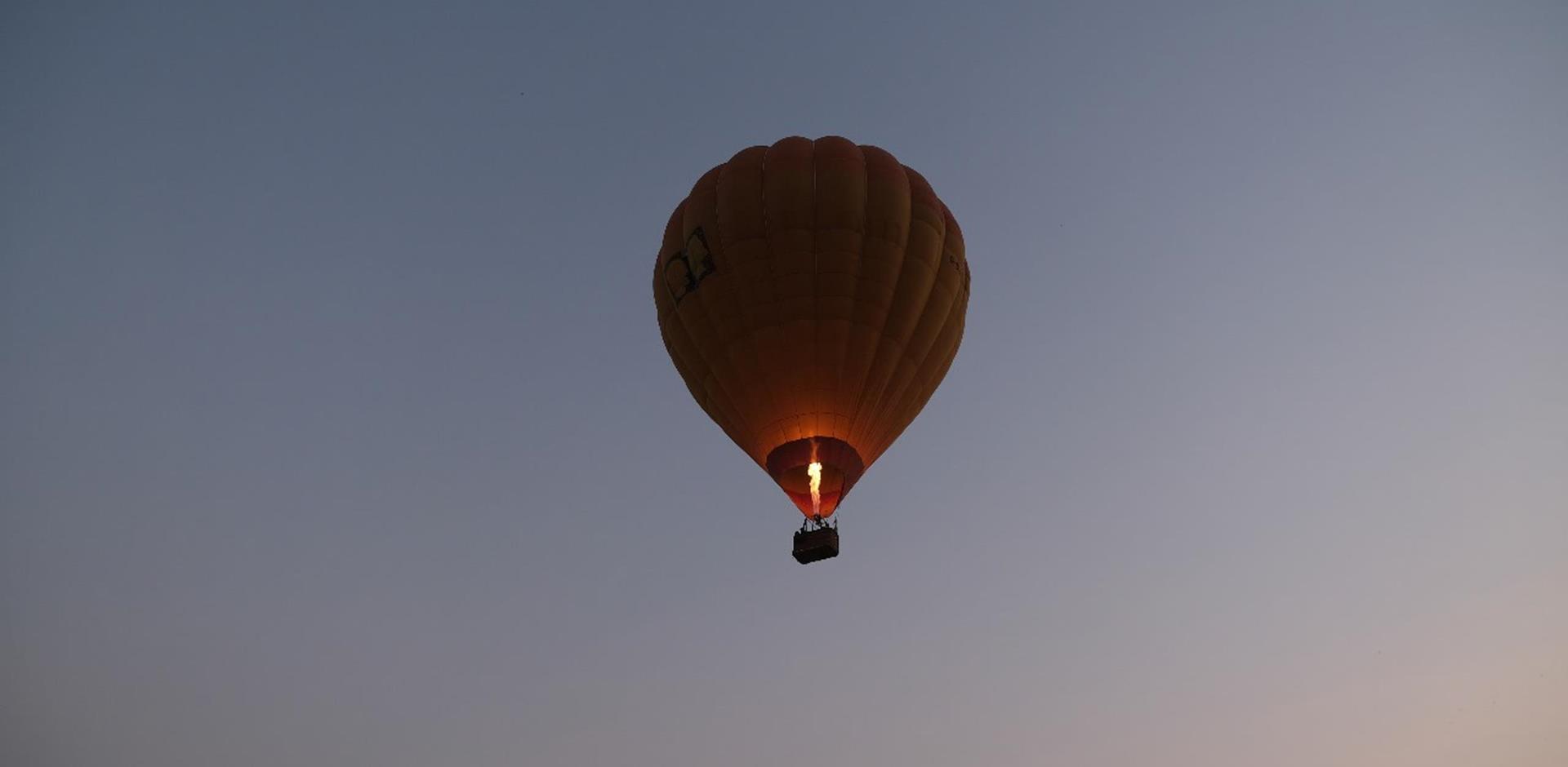Hot air balloon ride, Cambodia