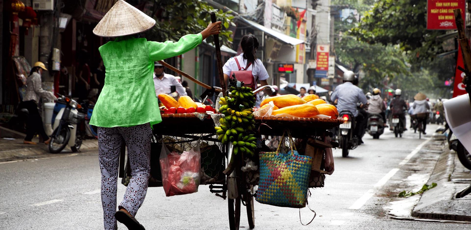 Street vendor, Vietnam