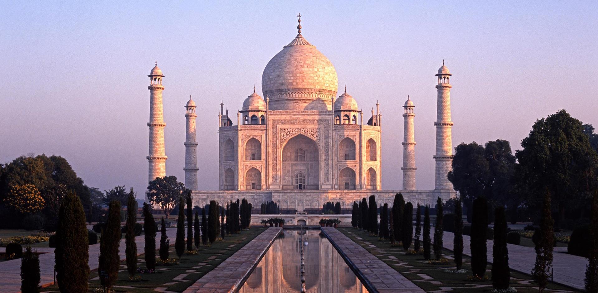 Luxury India holidays with Abercrombie & Kent, Taj Mahal